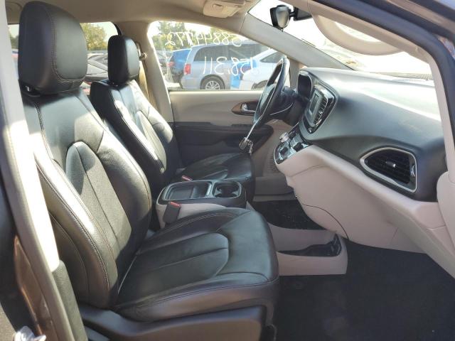 Photo 5 from auction – 2017 CHRYSLER PACIFICA T with VIN 2C4RC1BG2HR543222