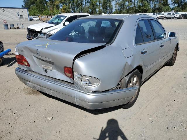 Photo 4 from auction – 1997 MERCEDES-BENZ E 420 with VIN WDBJF72F8VA249997