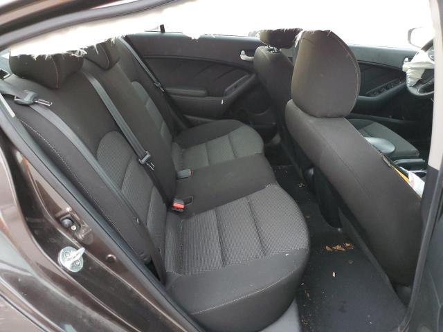 Photo 6 from auction – 2017 KIA FORTE LX with VIN 3KPFK4A72HE158379