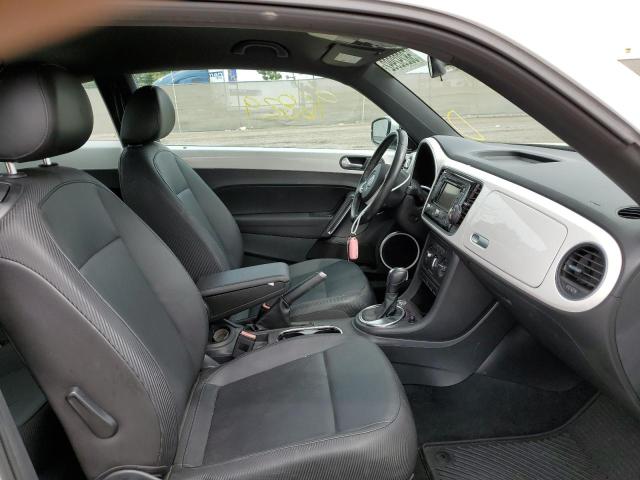 Photo 5 from auction – 2012 VOLKSWAGEN BEETLE with VIN 3VWJP7AT4CM642236