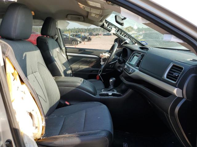 Photo 5 from auction – 2015 TOYOTA HIGHLANDER with VIN 5TDZKRFH5FS081067