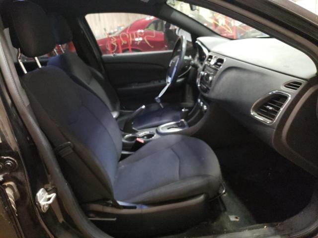 Photo 5 from auction – 2014 CHRYSLER 200 TOURIN with VIN 1C3CCBBG3EN114163