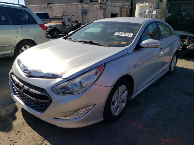 Photo 2 from auction – 2012 HYUNDAI SONATA with VIN KMHEC4A45CA060176