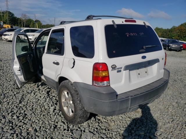 Photo 3 from auction – 2005 FORD ESCAPE XLT with VIN 1FMCU93145KC94892