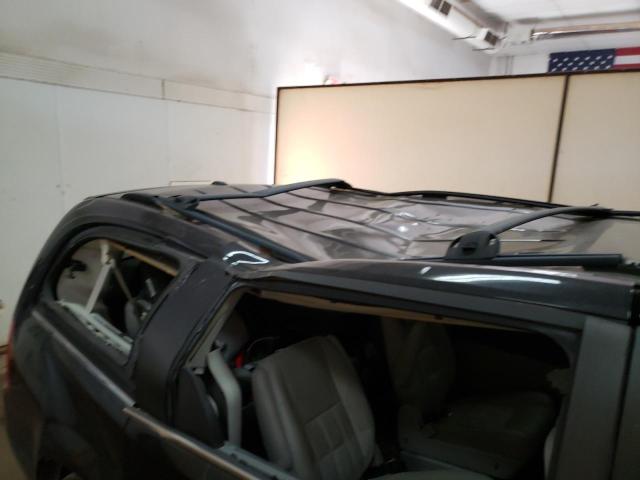 Photo 9 from auction – 2008 CHRYSLER TOWN & COU with VIN 2A8HR54P08R836107