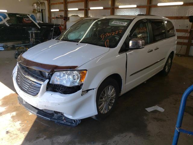 Photo 2 from auction – 2015 CHRYSLER TOWN & COU with VIN 2C4RC1GG6FR574222