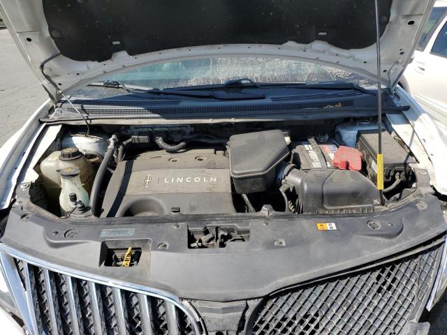 Photo 7 from auction – 2011 LINCOLN MKX with VIN 2LMDJ6JK2BBJ00605