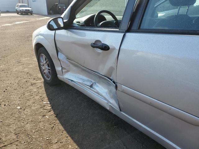Photo 9 from auction – 2005 FORD FOCUS ZX4 with VIN 1FAFP34N25W223535