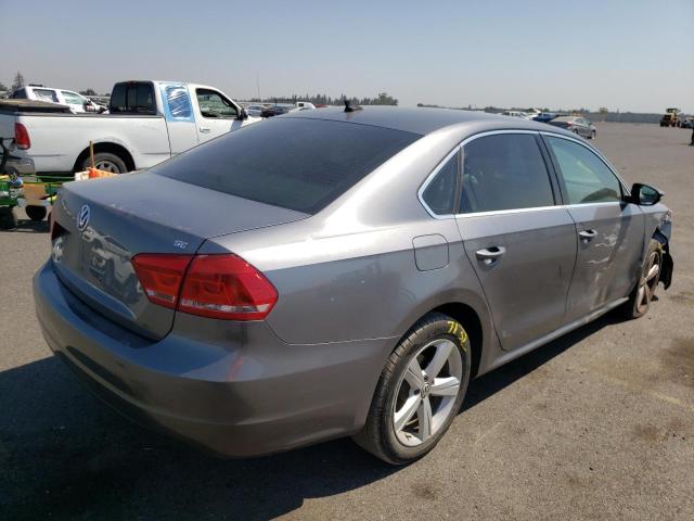 Photo 4 from auction – 2012 VOLKSWAGEN PASSAT SE with VIN 1VWBP7A38CC105262