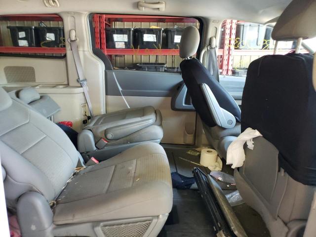 Photo 6 from auction – 2008 CHRYSLER TOWN & COU with VIN 2A8HR44H28R664018