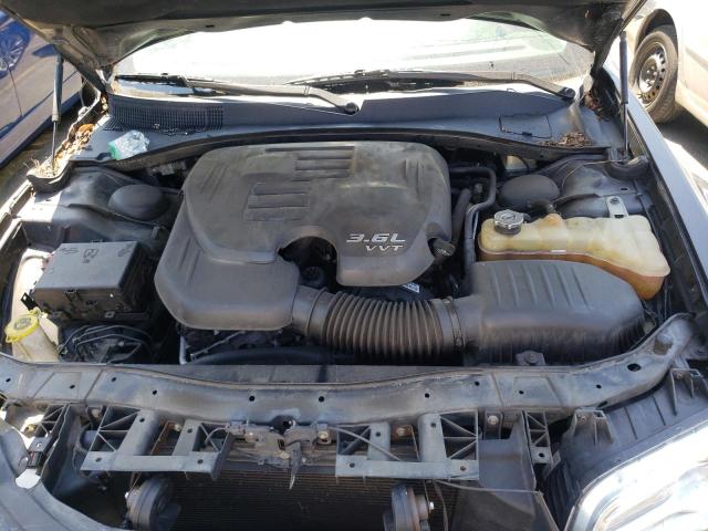 Photo 7 from auction – 2016 CHRYSLER 300C with VIN 2C3CCAEG9GH161294