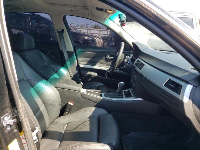 Photo 5 from auction – 2006 BMW 330 I with VIN WBAVB33516KR81541