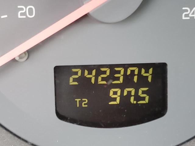 Photo 8 from auction – 2000 VOLVO S80 with VIN YV1TS94D7Y1084942