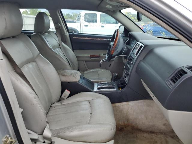 Photo 5 from auction – 2005 CHRYSLER 300C with VIN 2C3JA63H85H559969