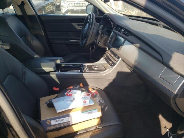 Photo 5 from auction – 2016 JAGUAR XF PREMIUM with VIN SAJBD4BV5GCY09744
