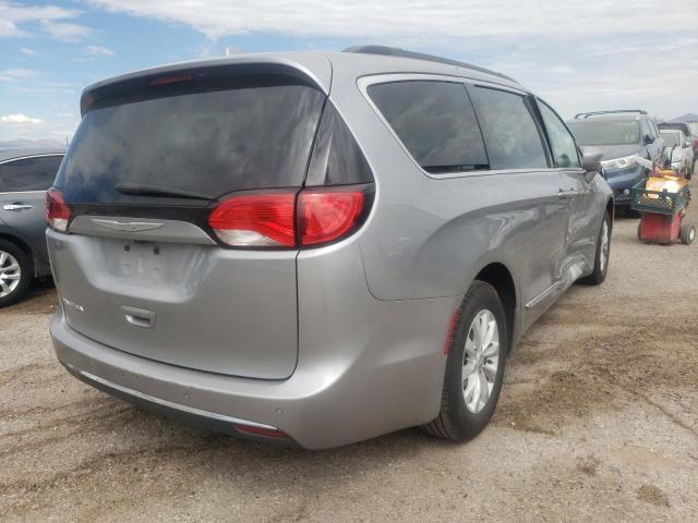 Photo 4 from auction – 2017 CHRYSLER PACIFICA T with VIN 2C4RC1BG1HR527044