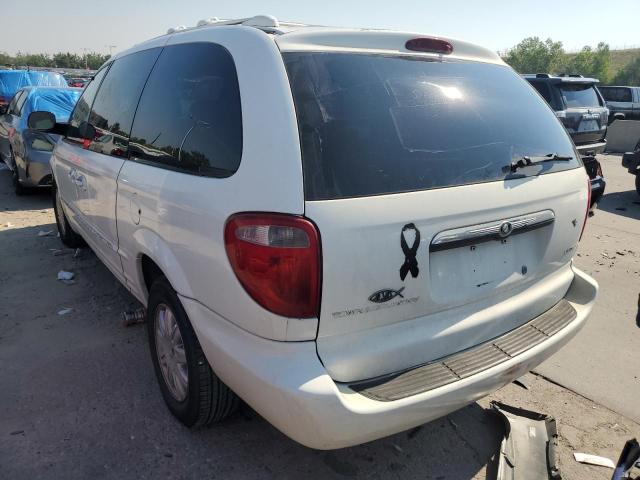 Photo 3 from auction – 2004 CHRYSLER TOWN & COU with VIN 2C8GP64LX4R577341