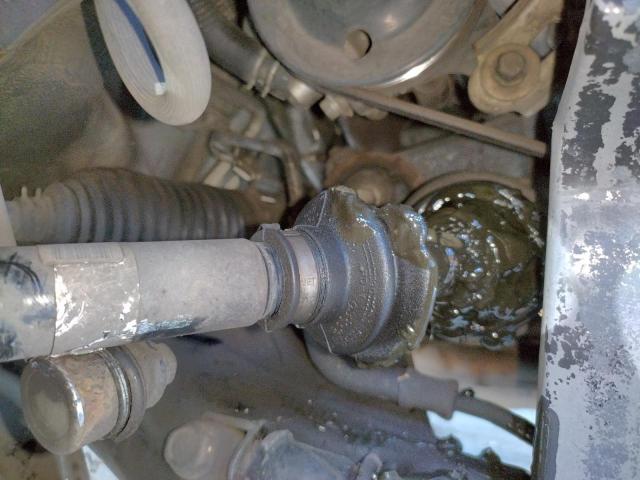 Photo 9 from auction – 2001 TOYOTA SIENNA CE with VIN 4T3ZF19CX1U378204