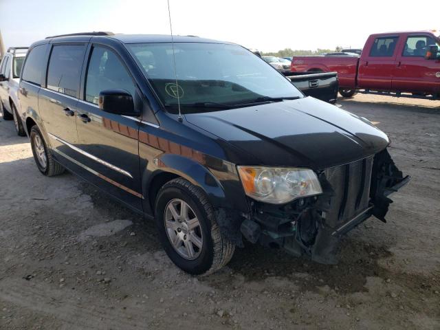 Photo 1 from auction – 2013 CHRYSLER TOWN & COU with VIN 2C4RC1BG2DR669817