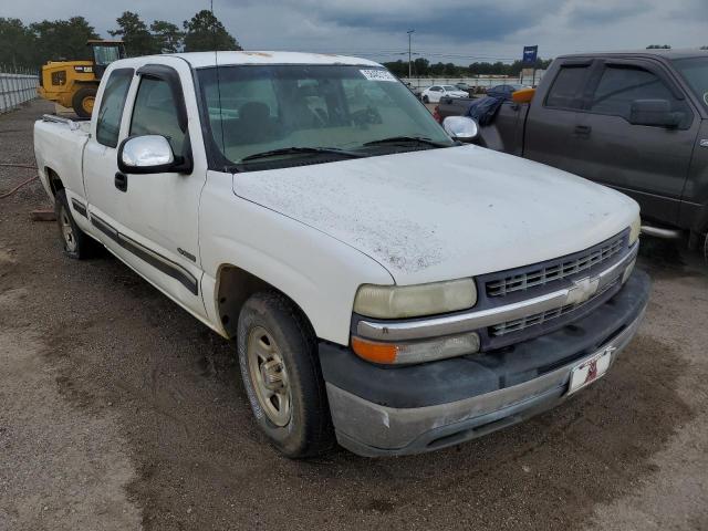 CHEVROLET SILVERADO 2002 with VIN 2GCEC19V521366366 - Photo from auction
