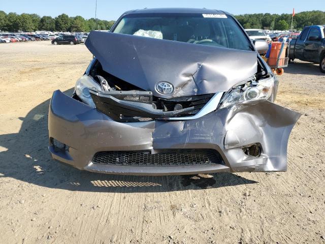 Photo 7 from auction – 2013 TOYOTA SIENNA LE with VIN 5TDKK3DC5DS381176