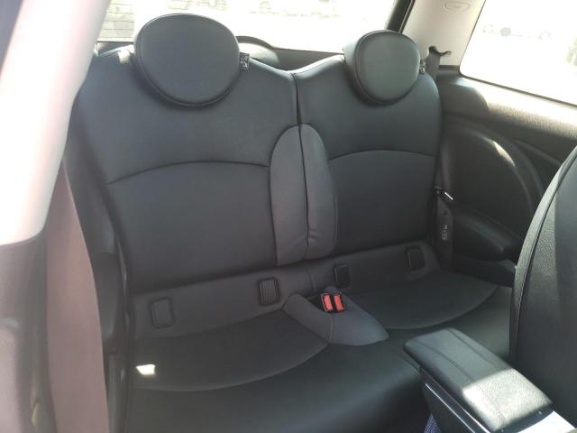 Photo 6 from auction – 2007 MINI COOPER with VIN WMWMF33597TT54114