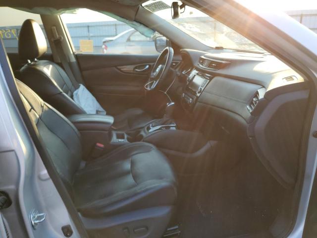 Photo 5 from auction – 2019 NISSAN ROGUE S with VIN 5N1AT2MT2KC750539