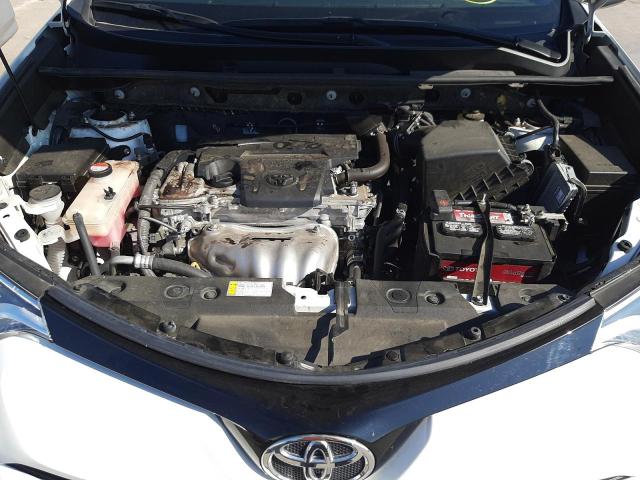 Photo 7 from auction – 2016 TOYOTA RAV4 SE with VIN JTMNFREV3GD087294