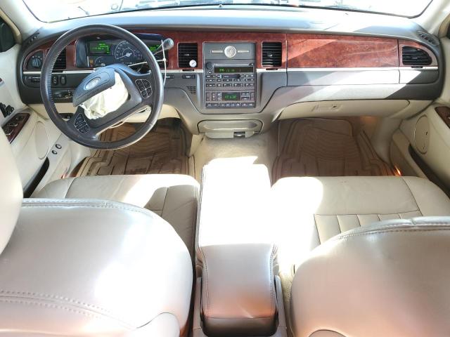 Photo 9 from auction – 2003 LINCOLN TOWN CAR E with VIN 1LNHM81W33Y693334