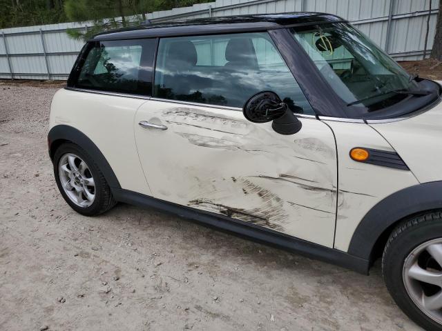 Photo 9 from auction – 2007 MINI COOPER with VIN WMWMF33587TT58381