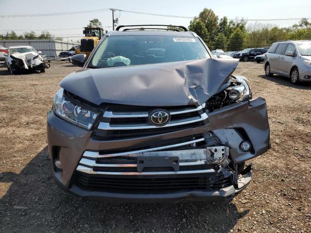 Photo 9 from auction – 2018 TOYOTA HIGHLANDER with VIN 5TDDZRFH6JS904748