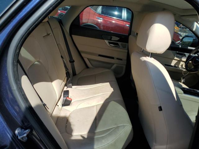 Photo 6 from auction – 2017 JAGUAR XF with VIN SAJBD4BV3HCY34790