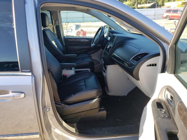 Photo 5 from auction – 2013 CHRYSLER TOWN & COU with VIN 2C4RC1BG1DR758942