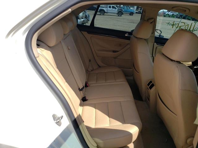 Photo 6 from auction – 2007 VOLKSWAGEN JETTA WOLF with VIN 3VWEG71K27M060070