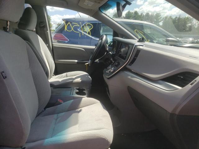 Photo 5 from auction – 2017 TOYOTA SIENNA LE with VIN 5TDKZ3DC2HS879594