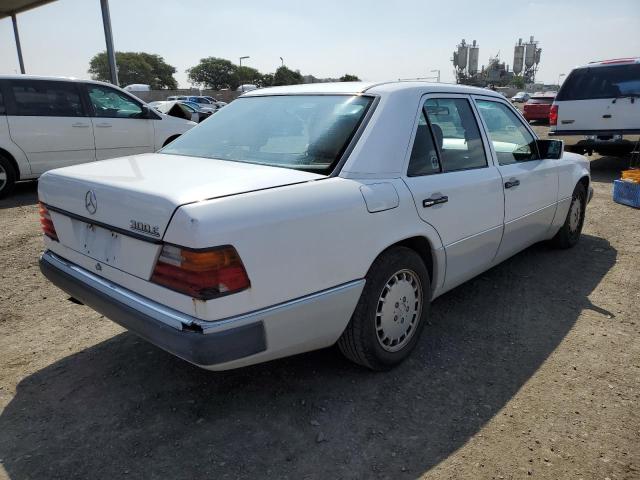 Photo 4 from auction – 1992 MERCEDES-BENZ 300 E with VIN WDBEA30D6NB589119
