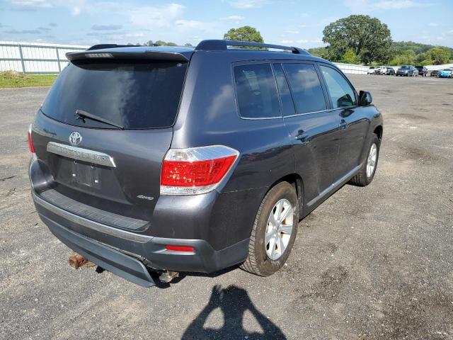 Photo 4 from auction – 2012 TOYOTA HIGHLANDER with VIN 5TDBK3EH3CS095240