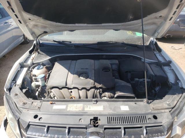 Photo 7 from auction – 2012 VOLKSWAGEN PASSAT SEL with VIN 1VWCH7A30CC041512