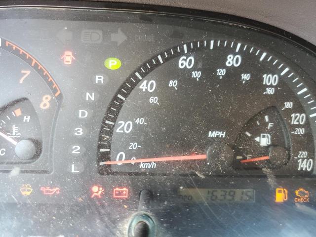 Photo 8 from auction – 2004 TOYOTA CAMRY LE with VIN 4T1BF32K94U070890