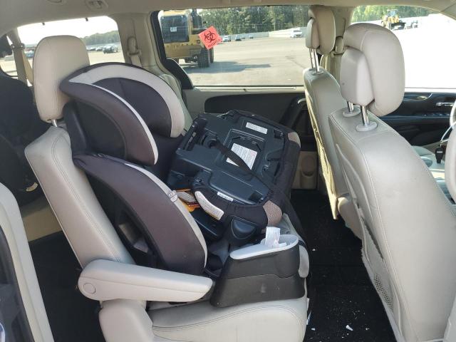 Photo 6 from auction – 2015 CHRYSLER TOWN & COU with VIN 2C4RC1BG7FR596267