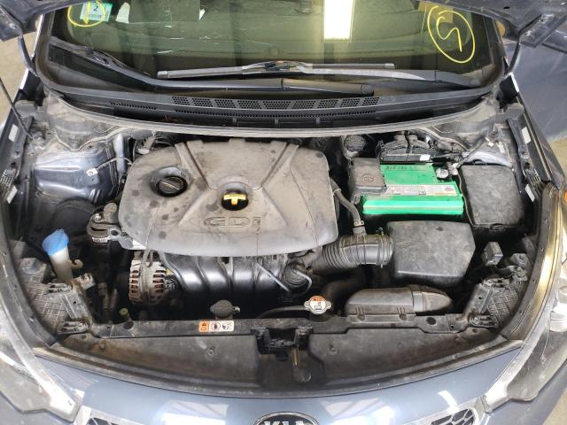 Photo 7 from auction – 2016 KIA FORTE EX with VIN KNAFX5A87G5627201