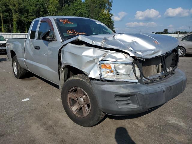 DODGE DAKOTA SXT 2008 with VIN 1D7HE32K68S553844 - Photo from auction