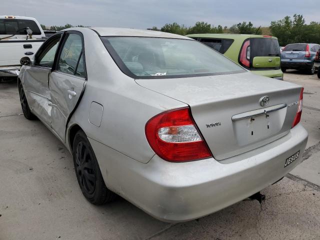 Photo 3 from auction – 2004 TOYOTA CAMRY LE with VIN 4T1BE32K24U850149