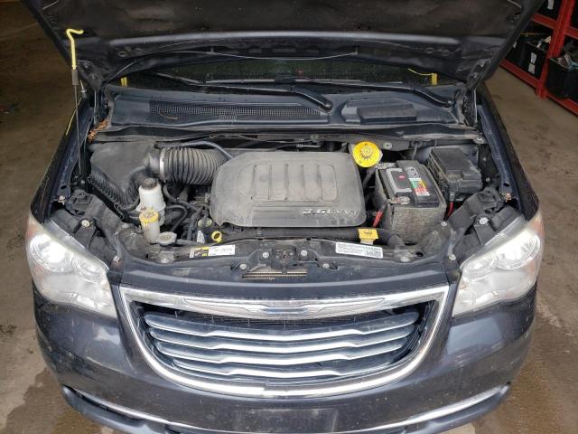 Photo 7 from auction – 2014 CHRYSLER TOWN & COU with VIN 2C4RC1CGXER467422