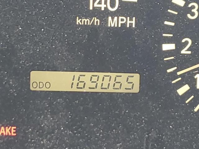 Photo 8 from auction – 2001 LEXUS RX 300 with VIN JTJHF10U810202576