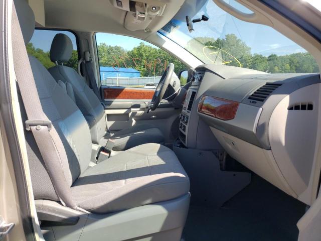 Photo 5 from auction – 2009 CHRYSLER TOWN & COU with VIN 2A8HR54149R606597