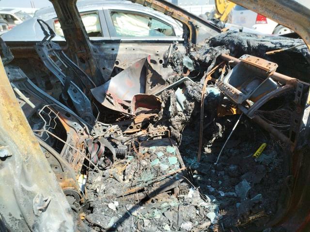 Photo 5 from auction – 2013 FORD FOCUS SE with VIN 1FADP3K2XDL204702