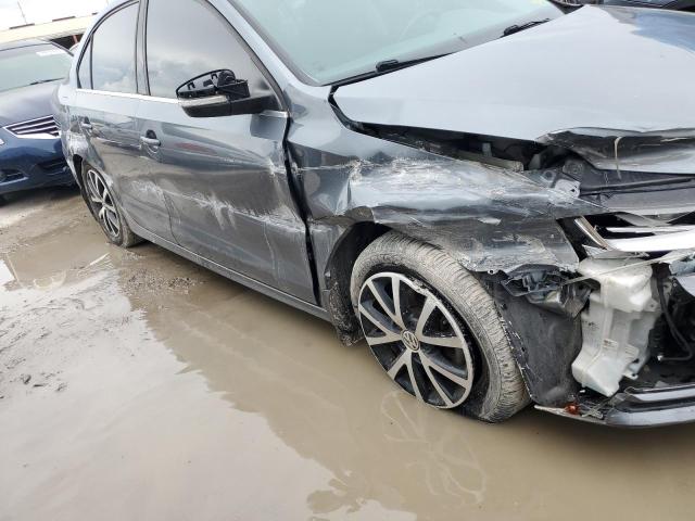 Photo 9 from auction – 2017 VOLKSWAGEN JETTA SE with VIN 3VWDB7AJ1HM200693