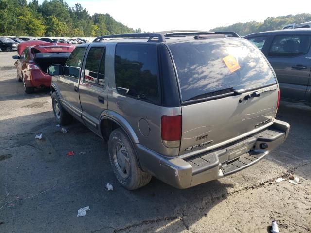 Photo 3 from auction – 2001 CHEVROLET BLAZER with VIN 1GNDT13W01K257770