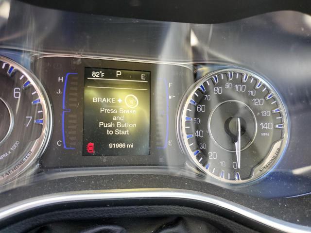 Photo 8 from auction – 2016 CHRYSLER 200 LIMITE with VIN 1C3CCCAB5GN162312